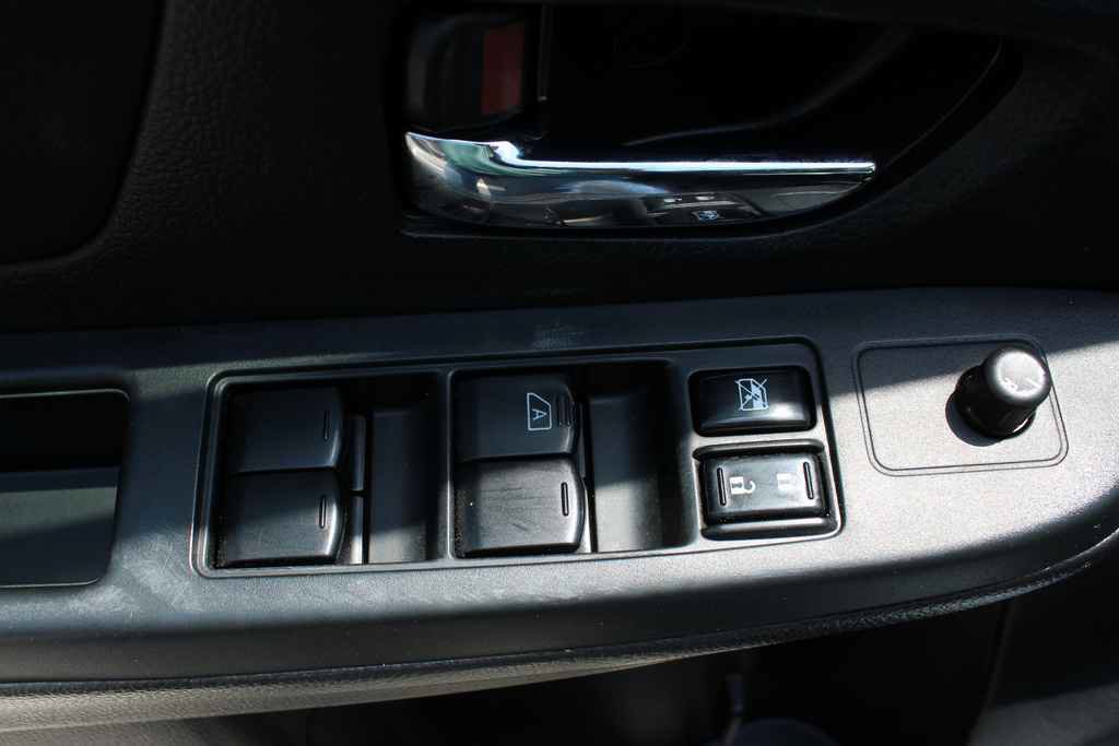 Used 2014 Subaru Impreza 2.0i Premium AWD/4WD image 13