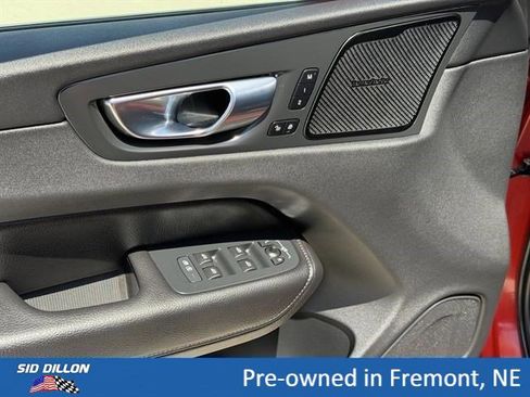 Used 2020 Volvo XC60 T5 Inscription AWD/4WD image 12