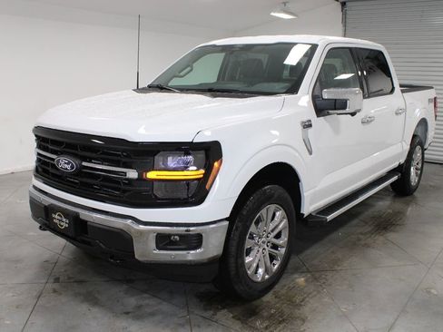 New 2026 Ford F150 XLT w/ Equipment Group 302A MID AWD/4WD image 3
