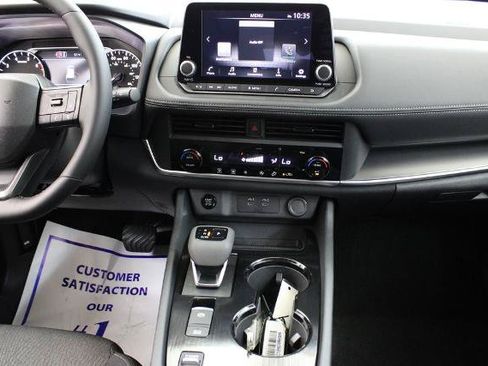Certified 2026 Nissan Rogue SV FWD image 21