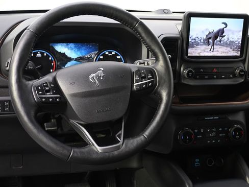 Used 2022 Ford Bronco Sport Outer Banks w/ Tech Package AWD/4WD image 12
