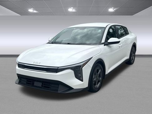 Used 2025 Kia K4 FWD image 7