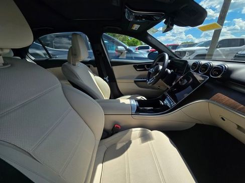 Used 2025 Mercedes-Benz C 300 Sedan image 12