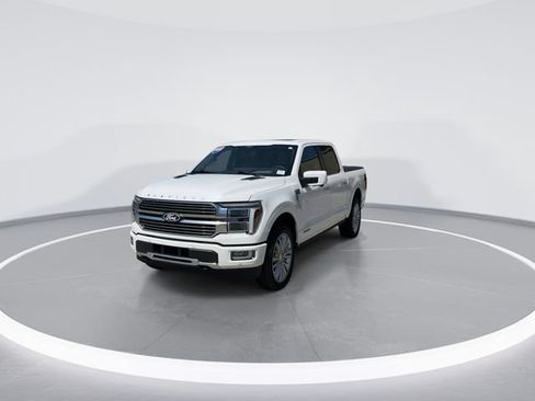 Used 2025 Ford F150 Platinum w/ Equipment Group 703A Plus AWD/4WD image 2