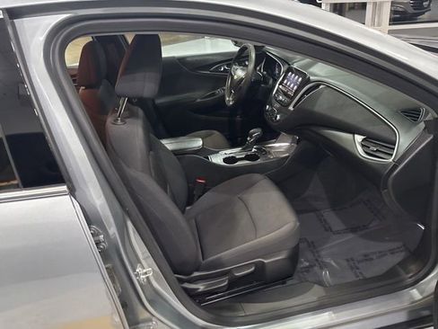 Used 2024 Chevrolet Malibu LT image 36
