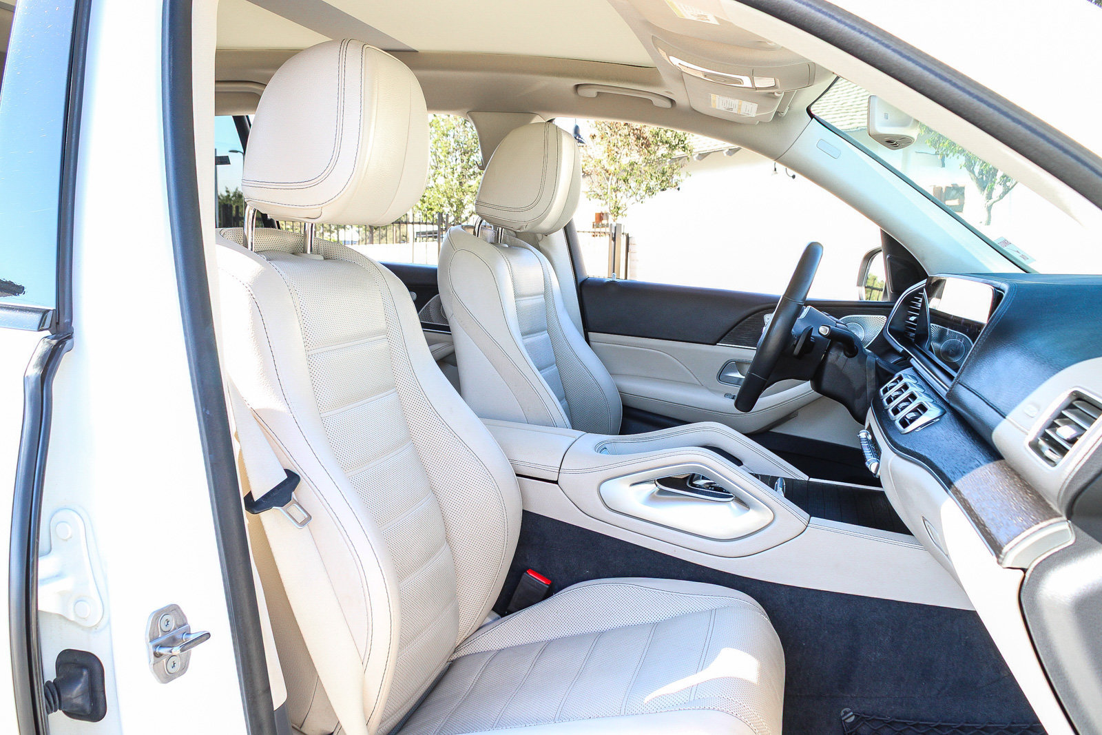 Used 2020 Mercedes-Benz GLS 580 4MATIC image 18