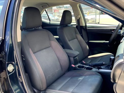 Used 2019 Toyota Corolla LE FWD image 13