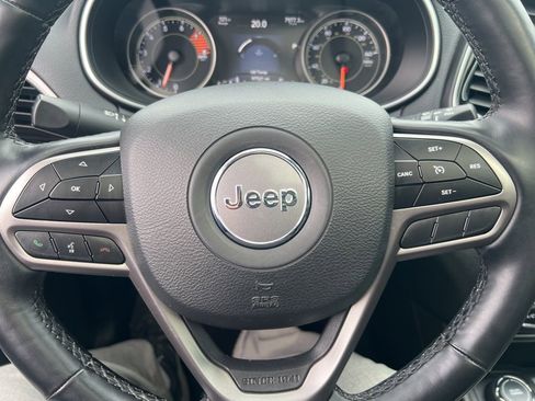 Used 2019 Jeep Cherokee Limited image 66