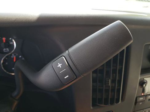 Used 2014 Chevrolet Express 2500 RWD 2500 135 image 22