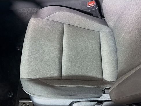 Used 2025 Toyota Camry LE image 18