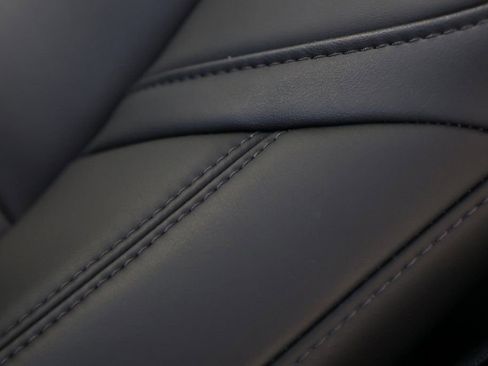 Used 2023 Tesla Model Y Long Range image 33