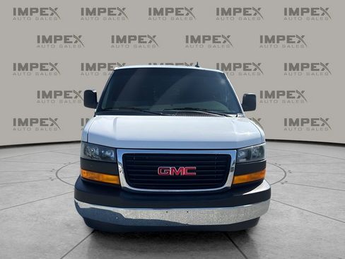 Used 2023 GMC Savana 2500 w/ Driver Convenience Package image 8
