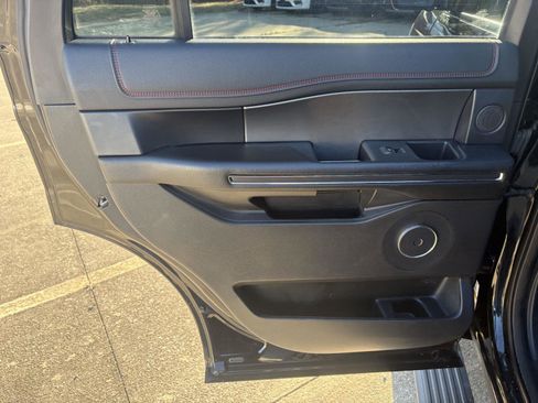 Used 2021 Ford Expedition Limited w/ Equipment Group 303A image 16