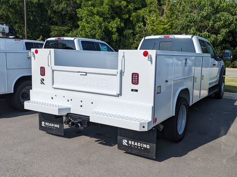 New 2025 Ford F450 XL w/ XL Chrome Package image 3