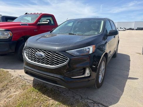 Used 2024 Ford Edge SEL w/ Convenience Package AWD/4WD image 3