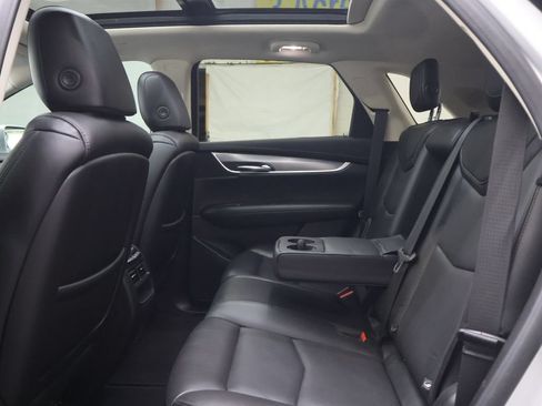 Used 2019 Cadillac XT5 Premium Luxury FWD image 14