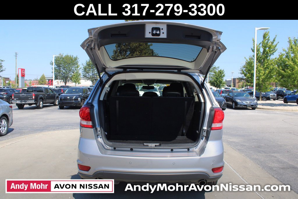 Used 2018 Dodge Journey GT w/ Driver Convenience Group FWD image 9