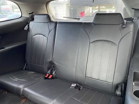 Used 2016 Buick Enclave Leather FWD image 11