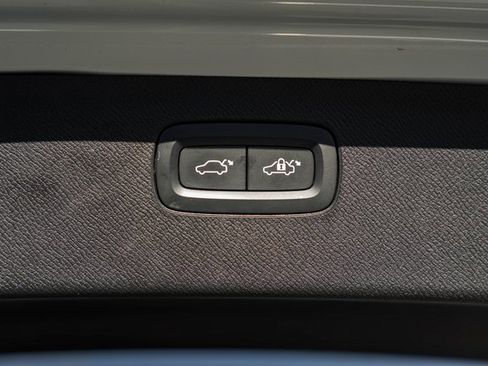 Certified 2023 Volvo XC90 B6 Plus w/ Protection Package Premier image 10