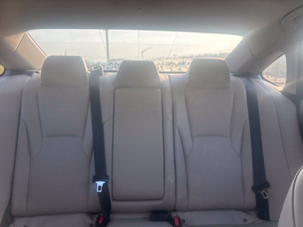 Used 2023 Honda Accord EX-L image 47