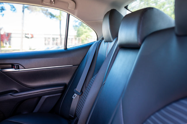 Used 2018 Toyota Camry SE w/ Audio Package FWD image 26