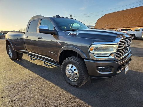 Used 2020 RAM 3500 Laramie image 10