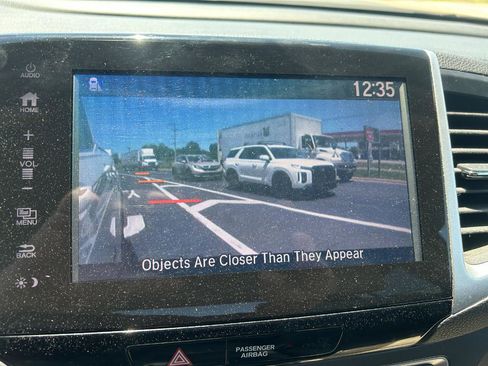 Used 2018 Honda Ridgeline RTL-T image 21