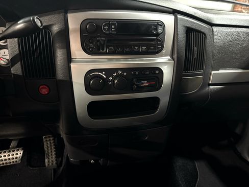 Used 2005 Dodge Ram 1500 Truck 2WD Quad Cab image 73