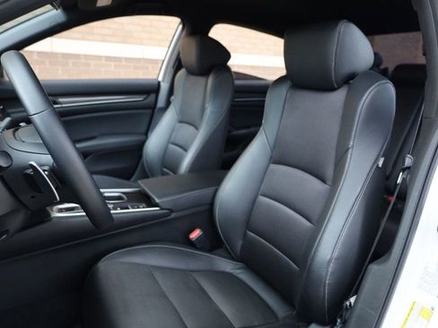 Used 2022 Honda Accord Sport image 14