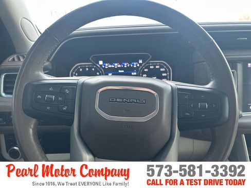 Certified 2021 GMC Yukon Denali w/ Denali Premium Package image 20
