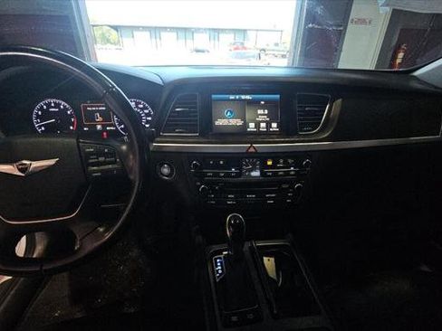 Used 2015 Hyundai Genesis 5.0 RWD image 13