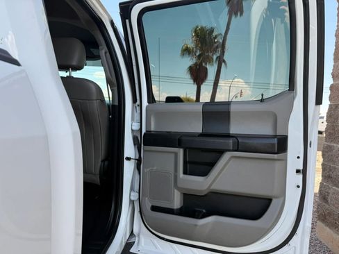 Used 2017 Ford F150 XL w/ Equipment Group 101A Mid AWD/4WD image 33