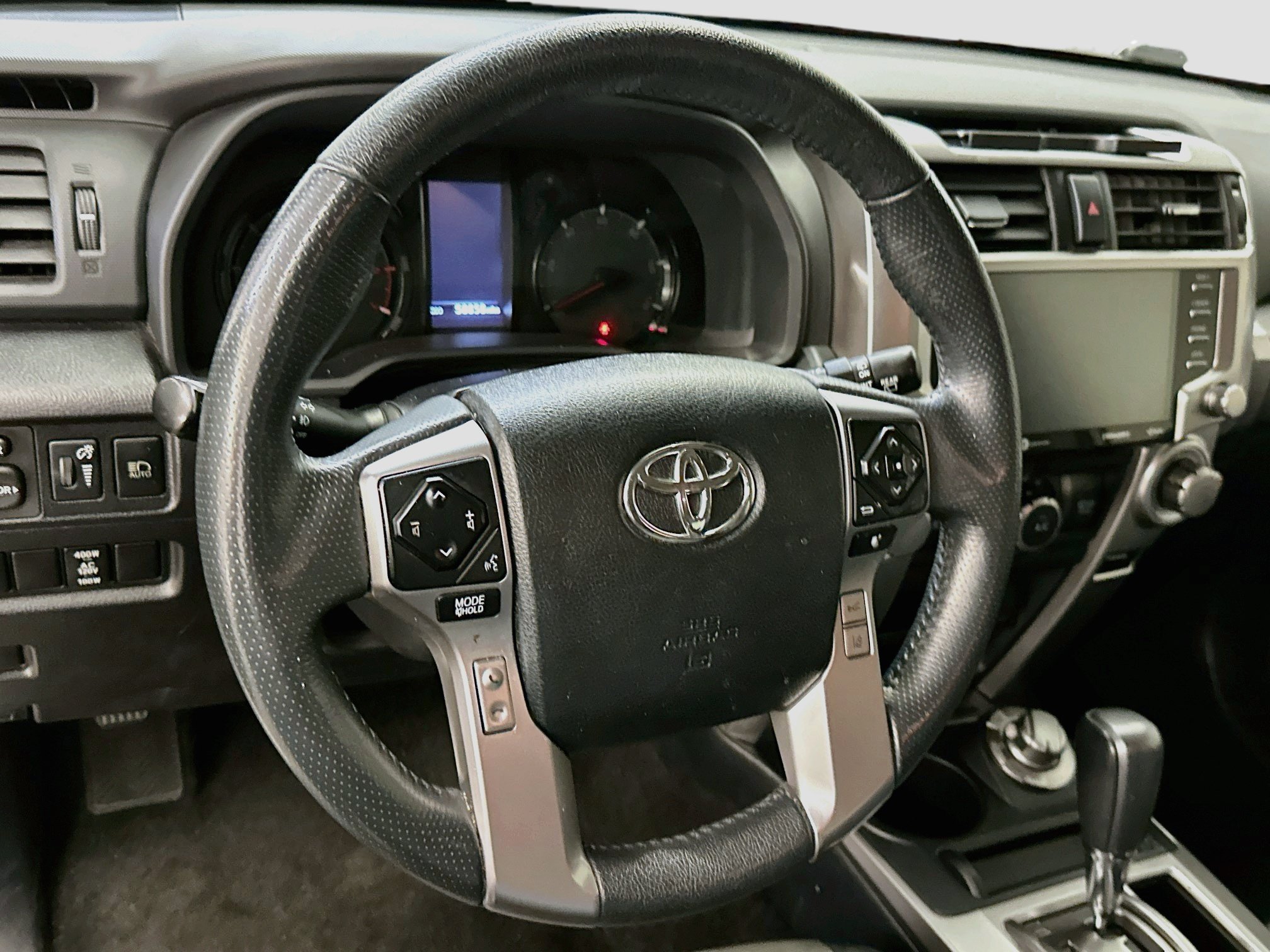 Used 2021 Toyota 4Runner SR5 Premium AWD/4WD image 18