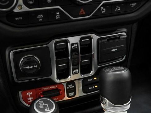 Used 2025 Jeep Wrangler Unlimited Rubicon 392 image 47