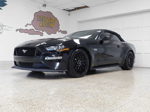 Used 2019 Ford Mustang GT Premium w/ GT Performance Package image 4
