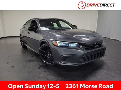 Used 2022 Honda Civic Sport image 1