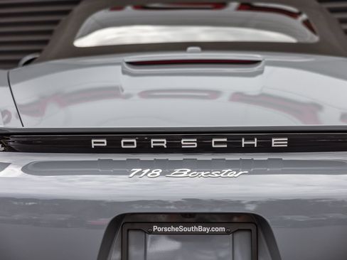 Certified 2024 Porsche 718 Boxster RWD image 13