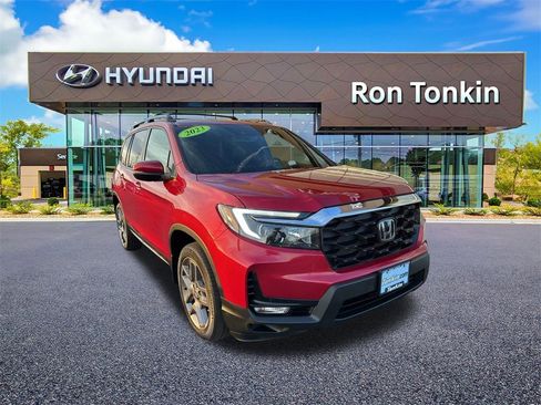 Used 2023 Honda Passport EX-L image 3