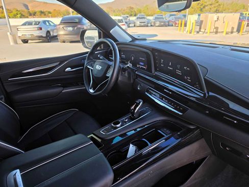 Used 2024 Cadillac Escalade Sport w/ LPO, ONYX Package AWD/4WD image 11