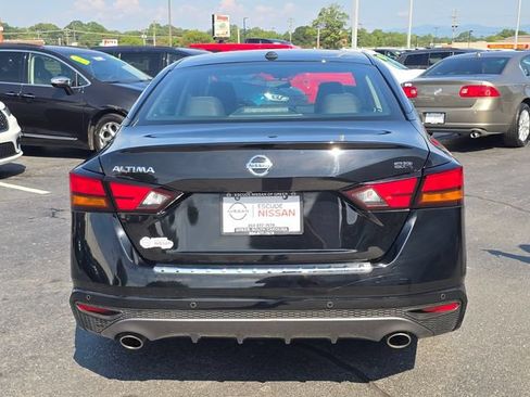Used 2022 Nissan Altima 2.5 SR FWD image 4