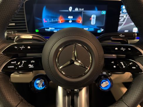 New 2026 Mercedes-Benz GLS 63 AMG 4MATIC image 23