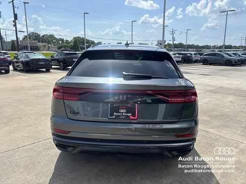 Used 2023 Audi Q8 Prestige w/ Prestige Package AWD/4WD image 7