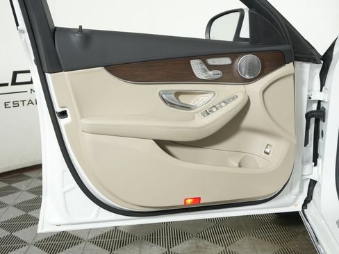 Certified 2021 Mercedes-Benz C 300 4MATIC Sedan image 28