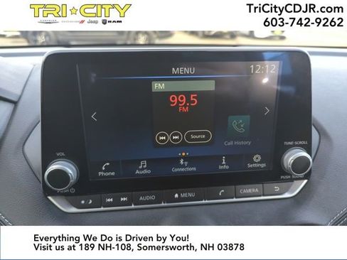 Used 2024 Nissan Sentra SV image 22