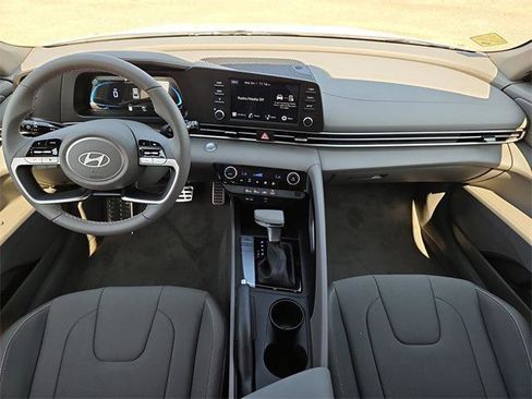 New 2025 Hyundai Elantra Sport image 8