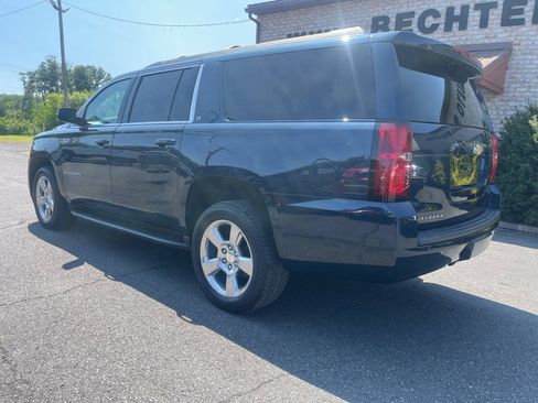 Used 2019 Chevrolet Suburban LT AWD/4WD image 8