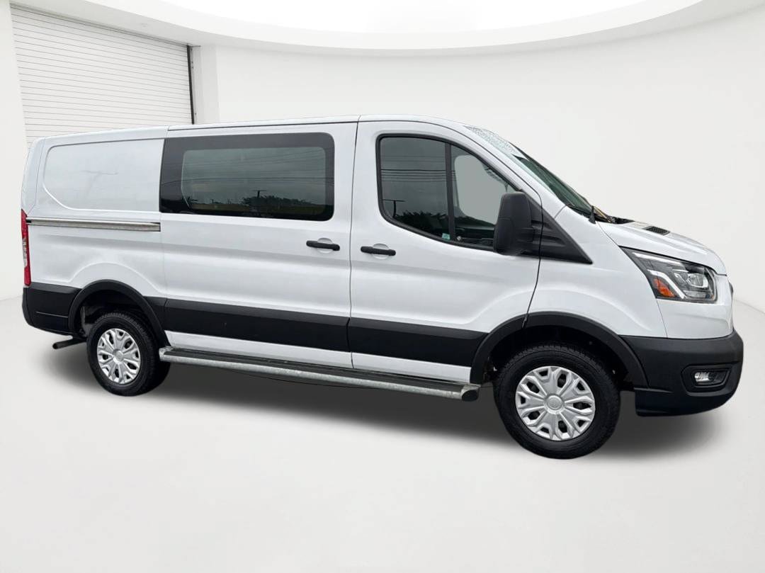 Used 2023 Ford Transit 250 Low Roof w/ Exterior Upgrade Package RWD image 4