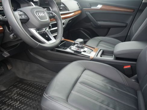 Certified 2022 Audi Q5 2.0T Premium Plus w/ Premium Plus Package image 20