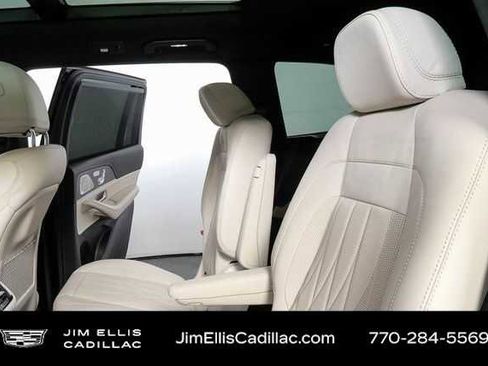 Used 2024 Mercedes-Benz GLS 63 AMG 4MATIC image 21