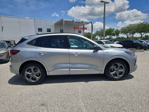 Used 2024 Ford Escape ST-Line FWD image 9